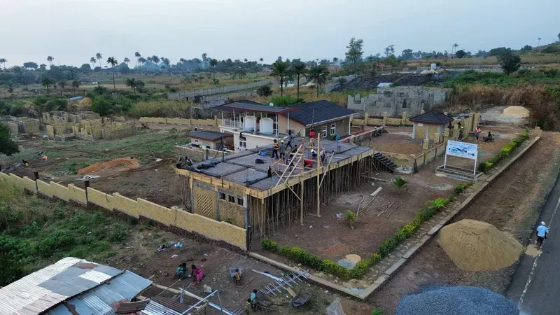 Evidence: Kent under construction, 2023