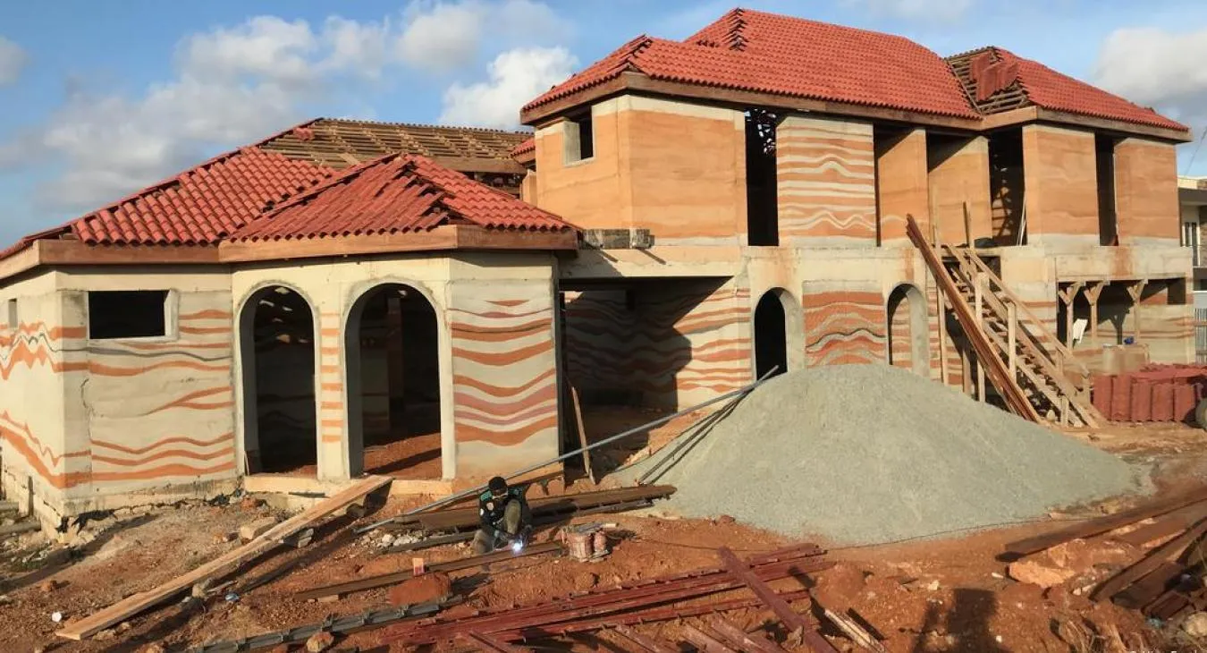 Three Natural And Eco Building Materials Revolutionizing Home Construction